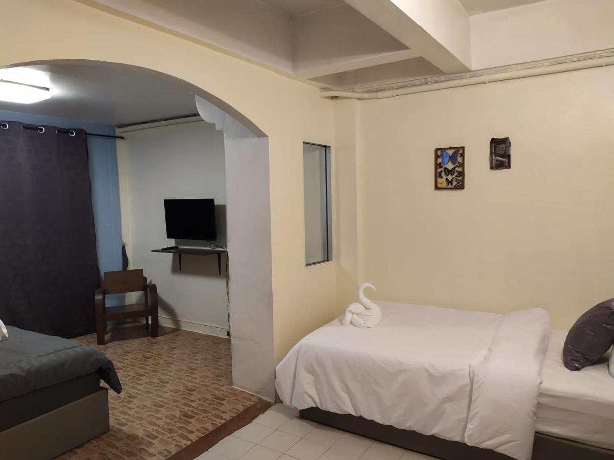 Hooman Hostel Chiang Mai Exteriör bild